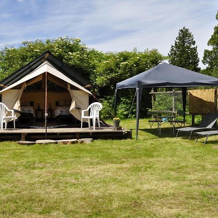 Guillerin Caravan&Glamping Sornac Exteriör bild