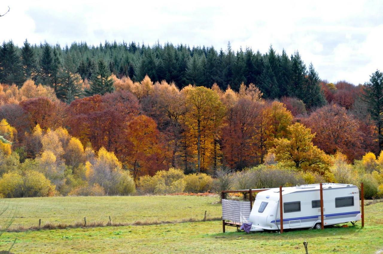 Guillerin Caravan&Glamping Sornac Exteriör bild