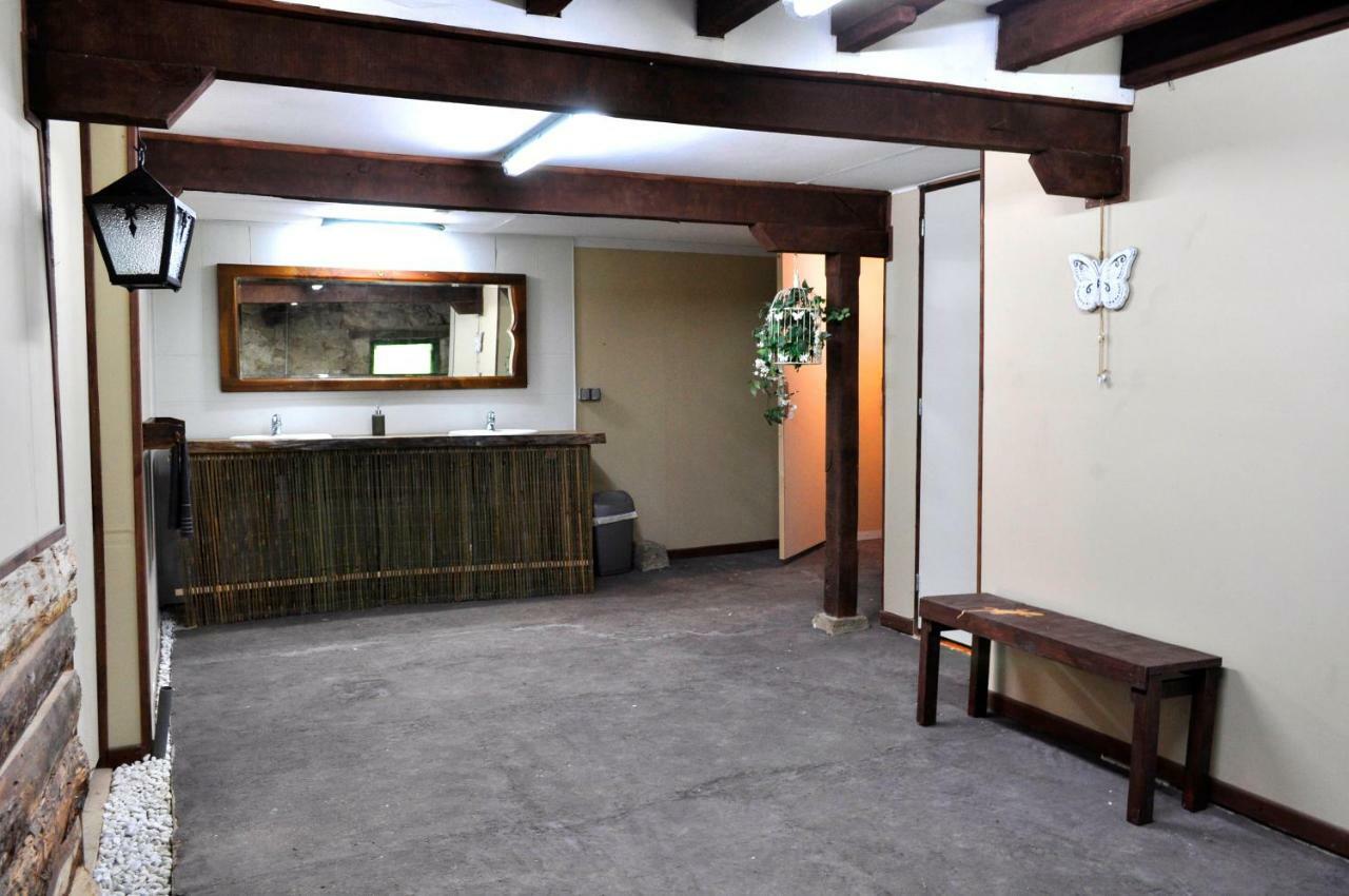 Guillerin Caravan&Glamping Sornac Exteriör bild