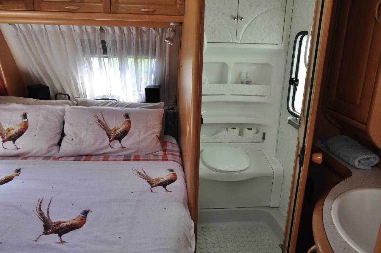 Guillerin Caravan&Glamping Sornac Exteriör bild