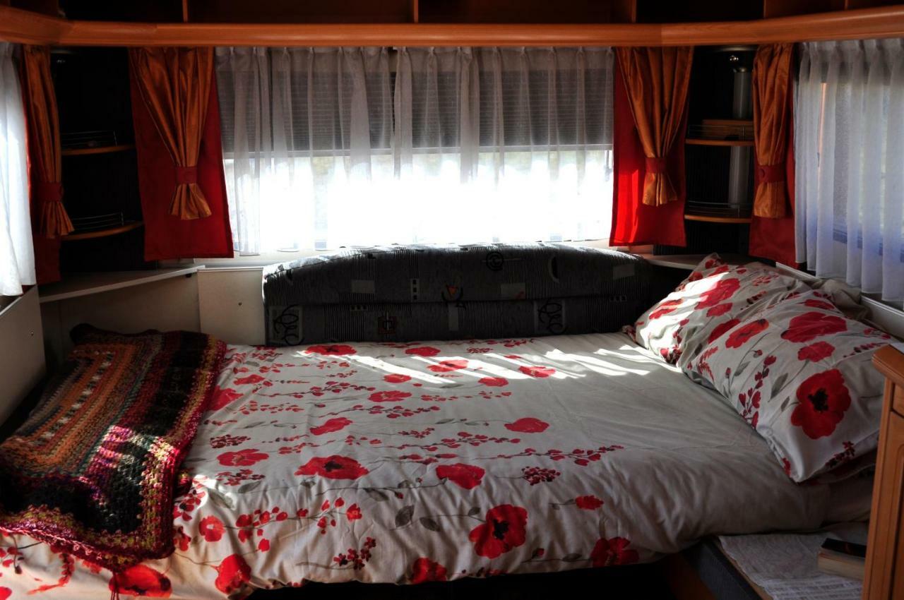 Guillerin Caravan&Glamping Sornac Exteriör bild